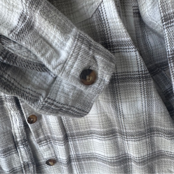 Hollister Boyfriend Fit Flannel Button Up Shirt Sweater - Picture 6 of 7